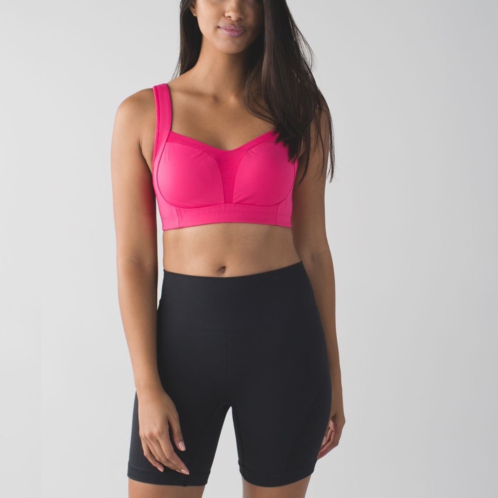 Lululemon Ta Ta Tamer III Sz 35D In Bon Bon